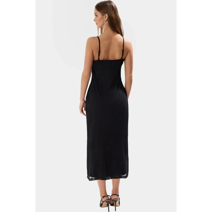 Yazlık Çiçekli Maxi Elbise V Yaka Dantel Detay Örme Kumaş Rahat Ve Şık Modern Stil