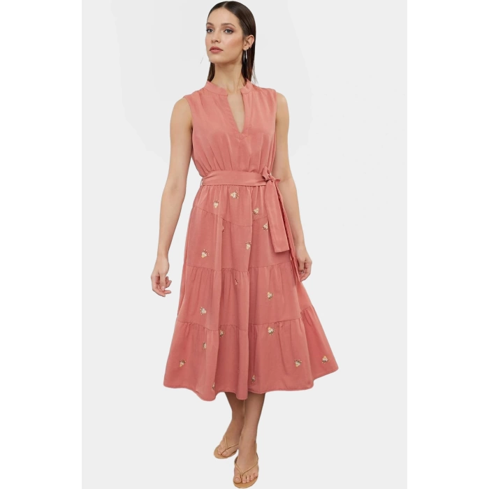 Yazlık Çiçekli Nakışlı Midi Elbise Rahat Günlük Stil Premium Kalite Özel Tasarım Modern