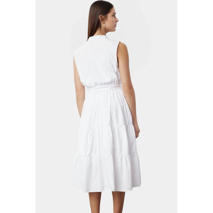 Yazlık Çiçekli Nakışlı Midi Elbise Rahat Günlük Stil Premium Kalite Özel Tasarım Modern