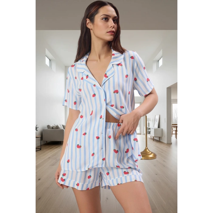 Yazlık Çizgili Çilekli Viskon Pijama Takımı Rahat Kalıp Özel Tasarım Kullanım Modern Stil