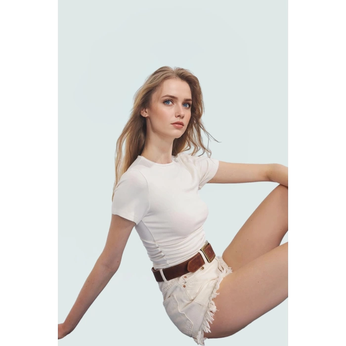 Yazlık Crop Bisiklet Yaka Fitted Viskoz Bluz Günlük Stil Uzun Ömürlü Zarifane Tasarım Premium Kalite