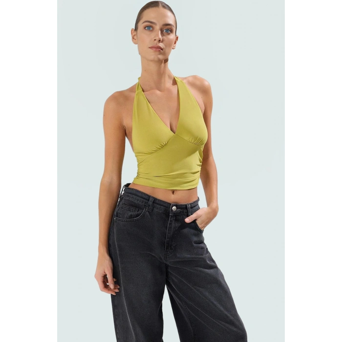 Yazlık Crop Bluz Boyundan Bağlamalı Vücuda Oturan Esnek Örme Premium Kalite Kaliteli İşçilik