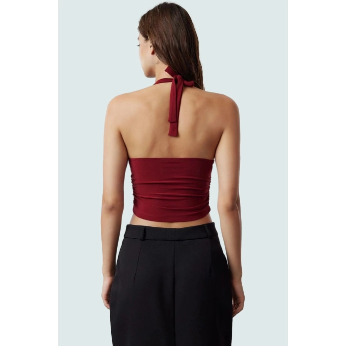 Yazlık Crop Bluz Boyundan Bağlamalı Vücuda Oturan Esnek Örme Premium Kalite Kaliteli İşçilik