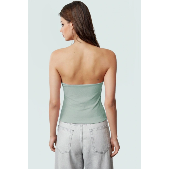 Yazlık Crop Bluz Halter Yaka Scuba Krep Kumaş Fitted Kalıp Trend Tasarım Özenle Seçilmiş