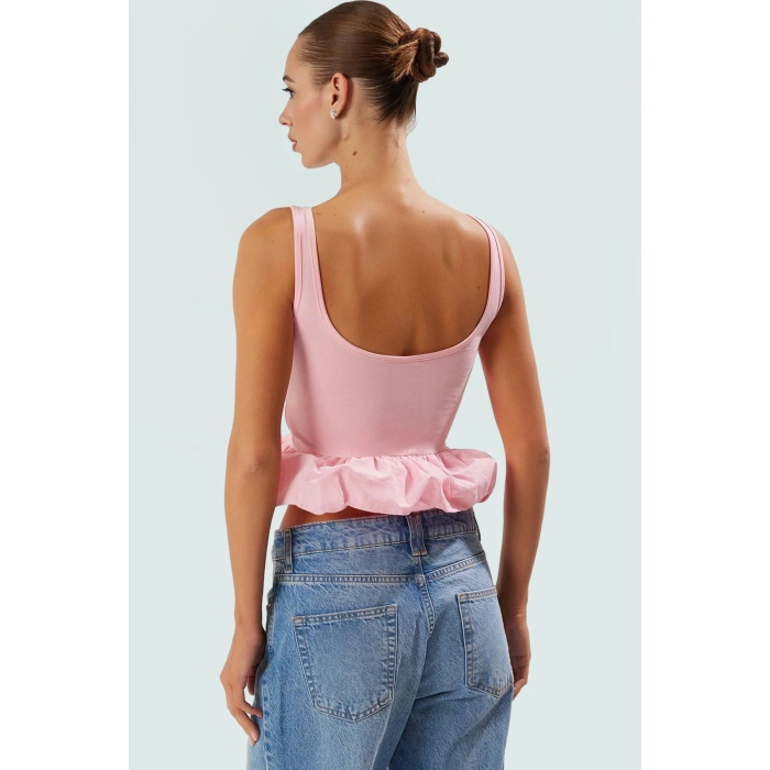 Yazlık Crop Bluz Pamuklu Örme Kumaş Kolsuz Havuz Yaka Feminen Zarifane Tasarım Rahat Ve Şık
