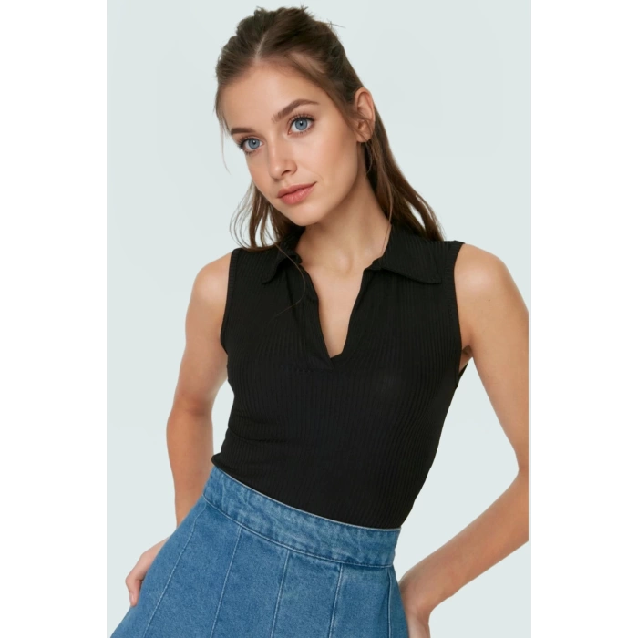 Yazlık Crop Bluz Polyester Elastan Örme Kumaş Rahat Kalıp Mükemmel Uyum Ve Şık Konforlu Kesim
