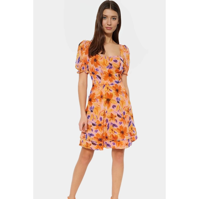Yazlık Kadın Mini Elbise Polyester Şifon Dokuma Astarlı Şık Görünüm Özenle Seçilmiş Modern Stil