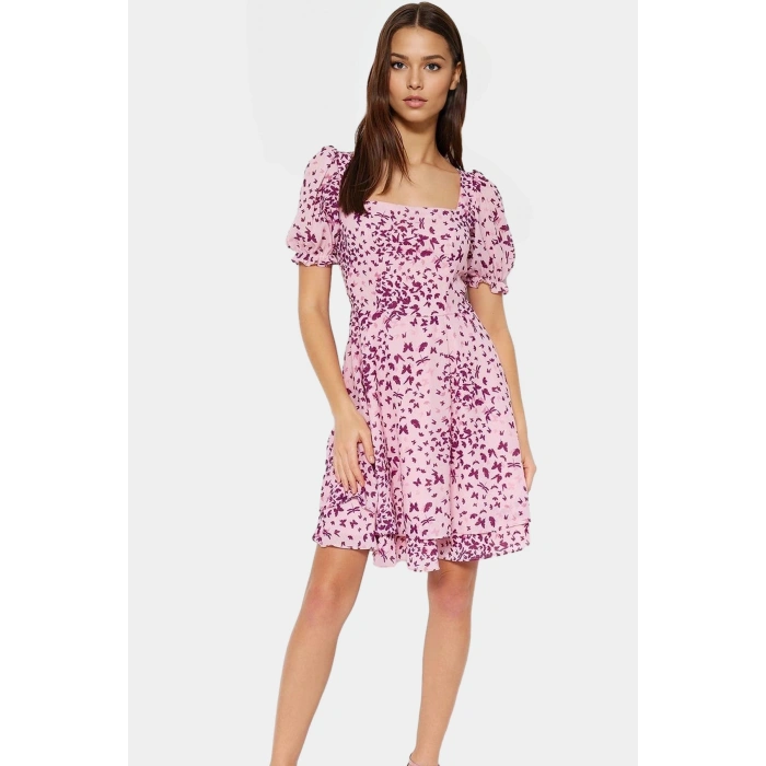 Yazlık Kadın Mini Elbise Polyester Şifon Dokuma Astarlı Şık Görünüm Özenle Seçilmiş Modern Stil