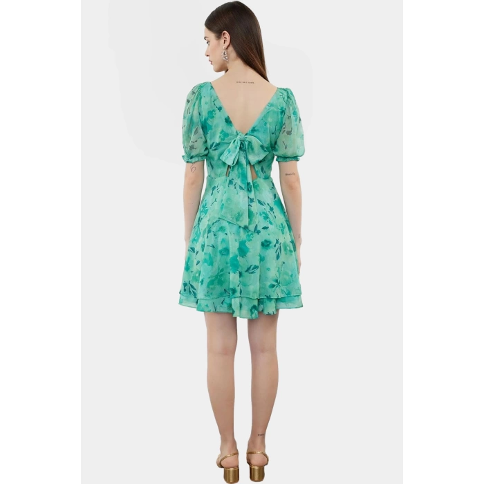 Yazlık Kadın Mini Elbise Polyester Şifon Dokuma Astarlı Şık Görünüm Özenle Seçilmiş Modern Stil