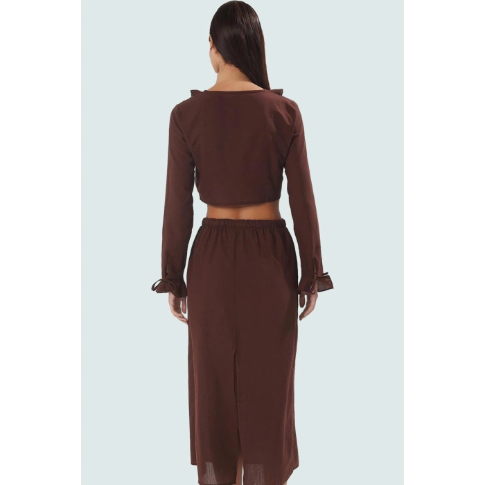 Yazlık Kadın Uzun Kollu Pamuklu Bluz Etek Takım Plaj Modası Profesyonel Görünüm Modern Stil
