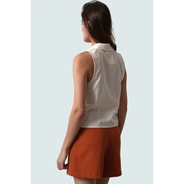 Yazlık Keten Görünümlü Kolsuz Bluz Regular Kalıp Önü Bağcıklı Modern Stil Özenle Seçilmiş