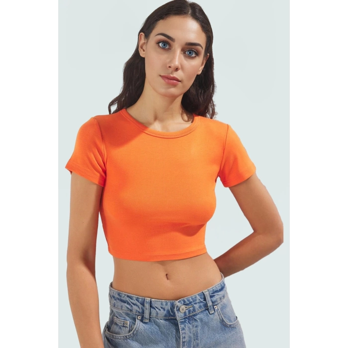 Yazlık Kısa Kollu Çizgili Bisiklet Yaka Fitted Crop Bluz Viskoz Kaliteli İşçilik Konforlu Kesim