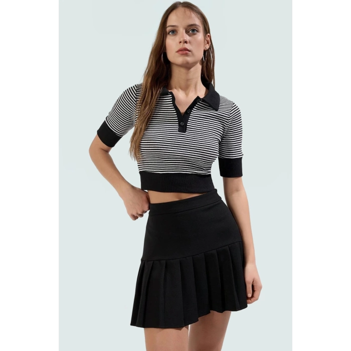 Yazlık Kısa Kollu Crop Bluz Polo Yaka Fitted Rejenere Kaşkorse Kumaş Özel Tasarım