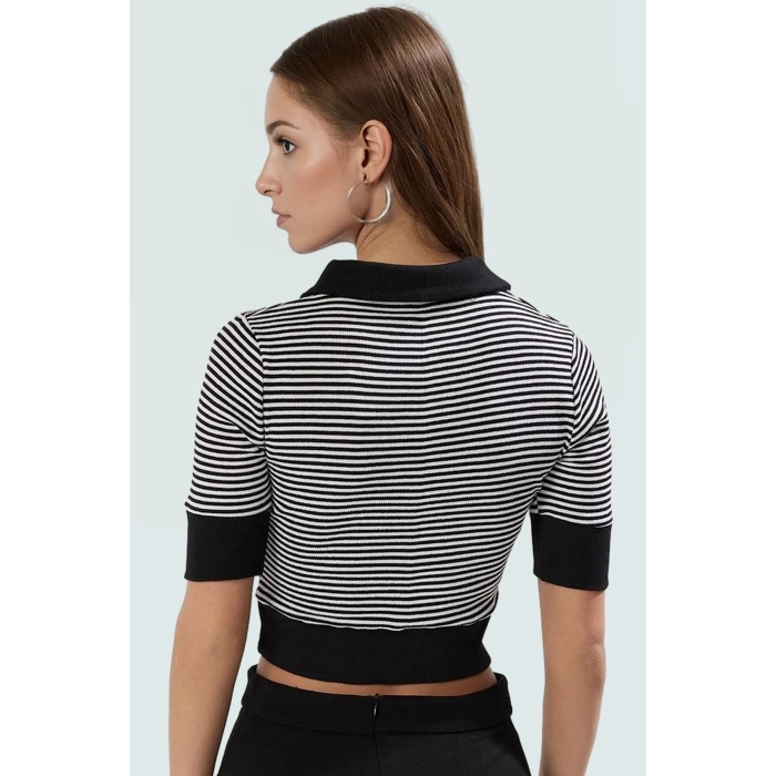 Yazlık Kısa Kollu Crop Bluz Polo Yaka Fitted Rejenere Kaşkorse Kumaş Özel Tasarım