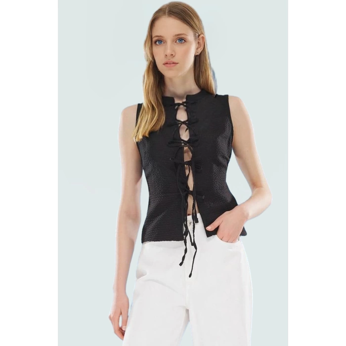 Yazlık Kolsuz Bluz V Yaka Fitted Kalıp Dokuma Kumaş Trend Tasarım Günlük Kullanım İçin