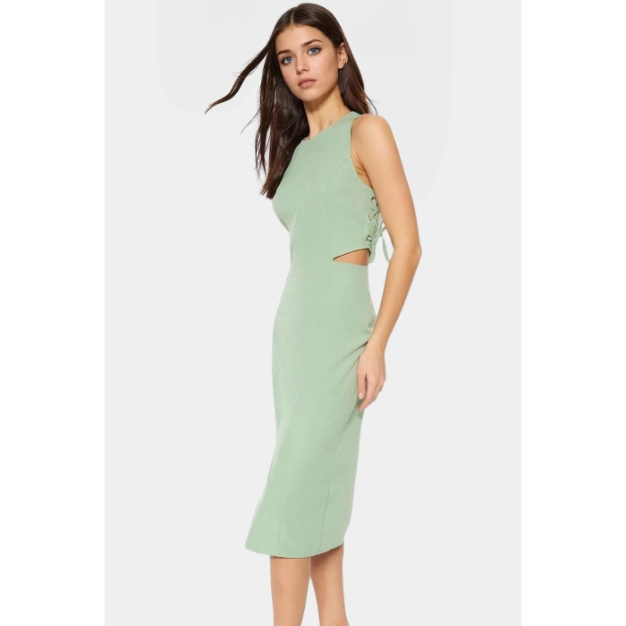 Yazlık Kolsuz Bodycon Elbise Dokuma Kumaştan Şık Midi Kaliteli İşçilik Uzun Ömürlü