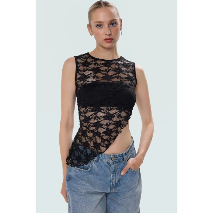 Yazlık Kolsuz Dantel Bluz Fitted %99 Poliamid Rahat Günlük Stil Özenle Seçilmiş Uzun Ömürlü
