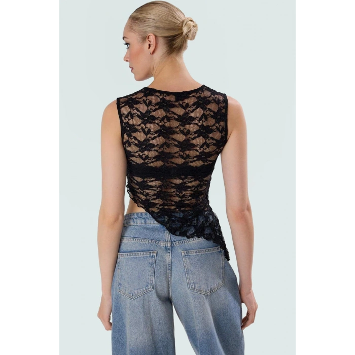 Yazlık Kolsuz Dantel Bluz Fitted %99 Poliamid Rahat Günlük Stil Özenle Seçilmiş Uzun Ömürlü