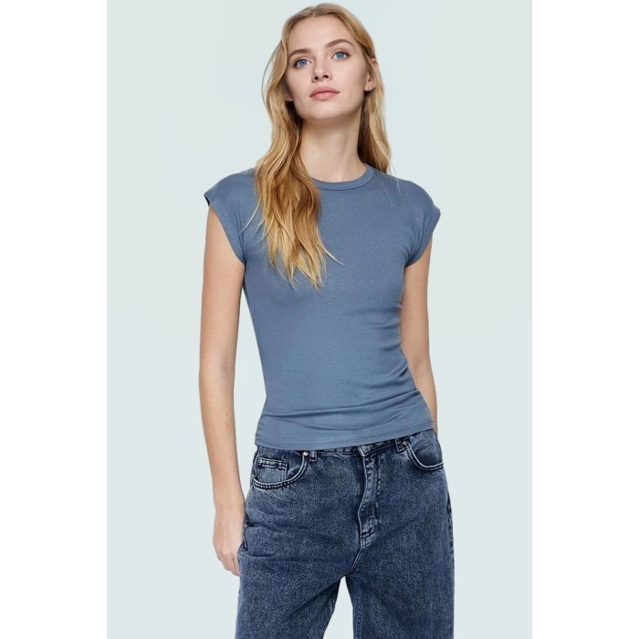 Yazlık Kolsuz Fitted Bluz %98 Viskoz %2 Elastan Nefes Alan Kumaş Günlük Kullanım İçin