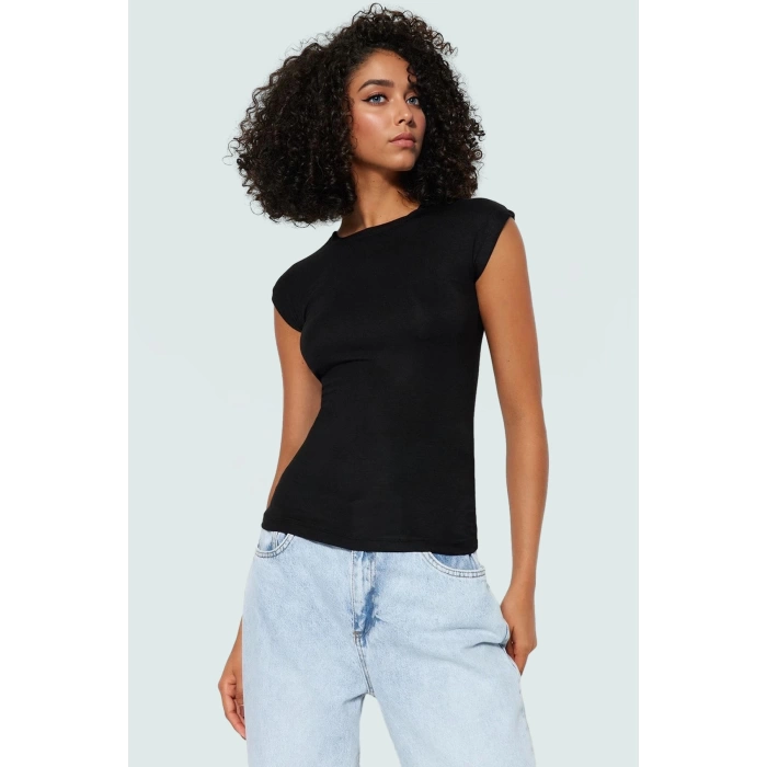 Yazlık Kolsuz Fitted Bluz %98 Viskoz %2 Elastan Nefes Alan Kumaş Günlük Kullanım İçin