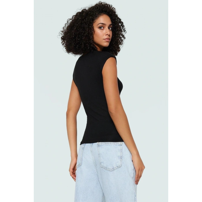 Yazlık Kolsuz Fitted Bluz %98 Viskoz %2 Elastan Nefes Alan Kumaş Günlük Kullanım İçin
