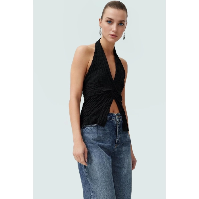 Yazlık Kolsuz Fitted Bluz Boyundan Bağlamalı Asimetrik Özel Tasarım Rahat Ve Şık