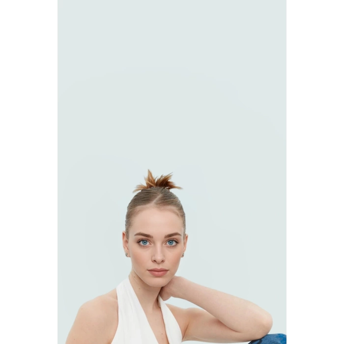 Yazlık Kolsuz Örme Bluz Fitted Boyundan Bağlamalı Rahat Ve Şık Kaliteli İşçilik