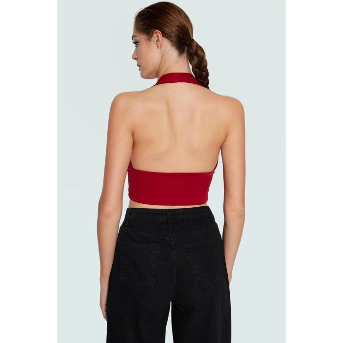 Yazlık Kolsuz Örme Bluz Fitted Boyundan Bağlamalı Rahat Ve Şık Kaliteli İşçilik