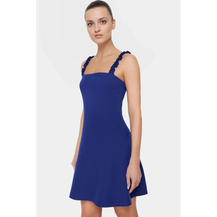 Yazlık Mini Elbise A line Fırfır Detaylı Kare Yaka Polyester Kumaş Modern Stil Trend Tasarım