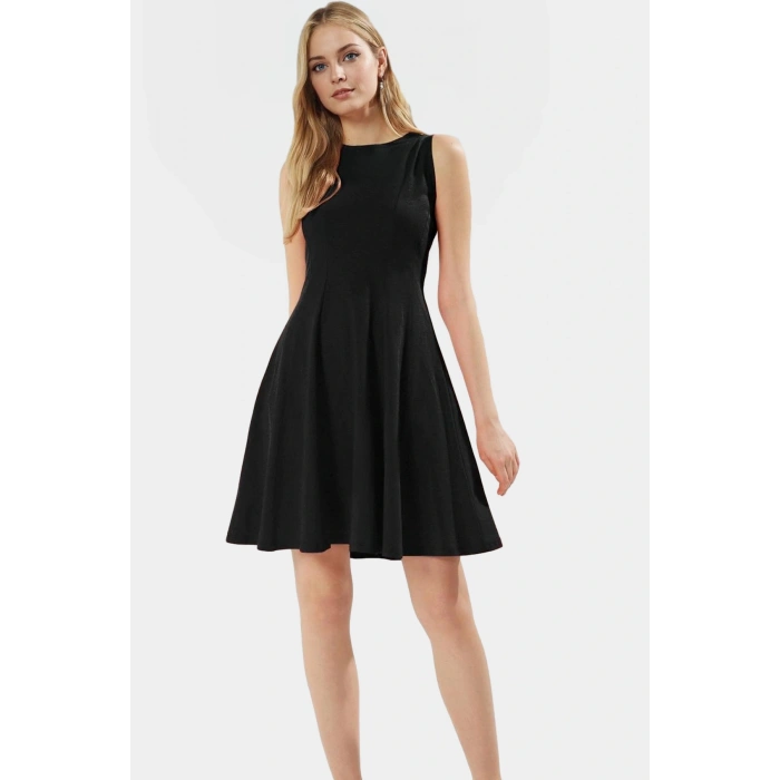 Yazlık Mini Örme Elbise Bisiklet Yaka Kadın Günlük Modern Stil Şık Görünüm