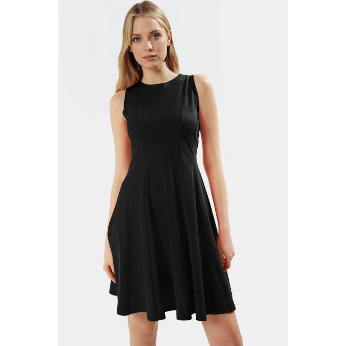 Yazlık Mini Örme Elbise Bisiklet Yaka Kadın Günlük Modern Stil Şık Görünüm