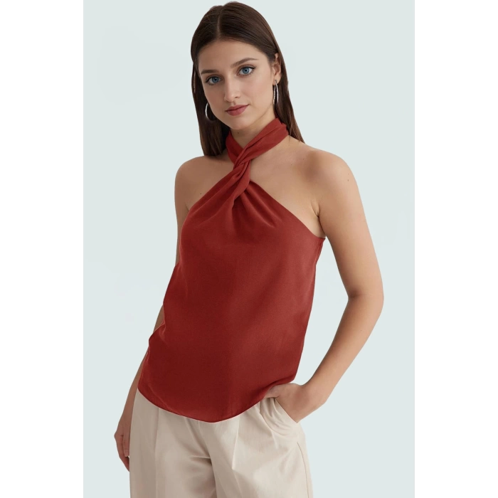 Yazlık Modal Bluz Renk Halter Yaka Dokuma Trend Tasarım Şık Görünüm