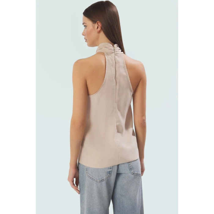 Yazlık Modal Bluz Renk Halter Yaka Dokuma Trend Tasarım Şık Görünüm