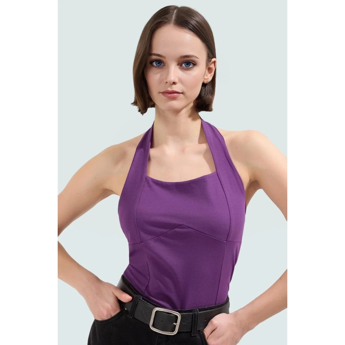 Yazlık Örme Bluz Boyundan Bağlamalı Crop Fitted Modern Stil Seçkin Malzeme Şık Görünüm