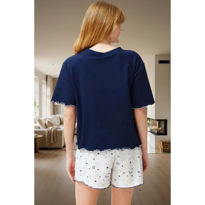 Yazlık Örme Pijama Takımı Galaksi Desenli Baby Overlok Detaylı Modern Stil Konforlu Kesim