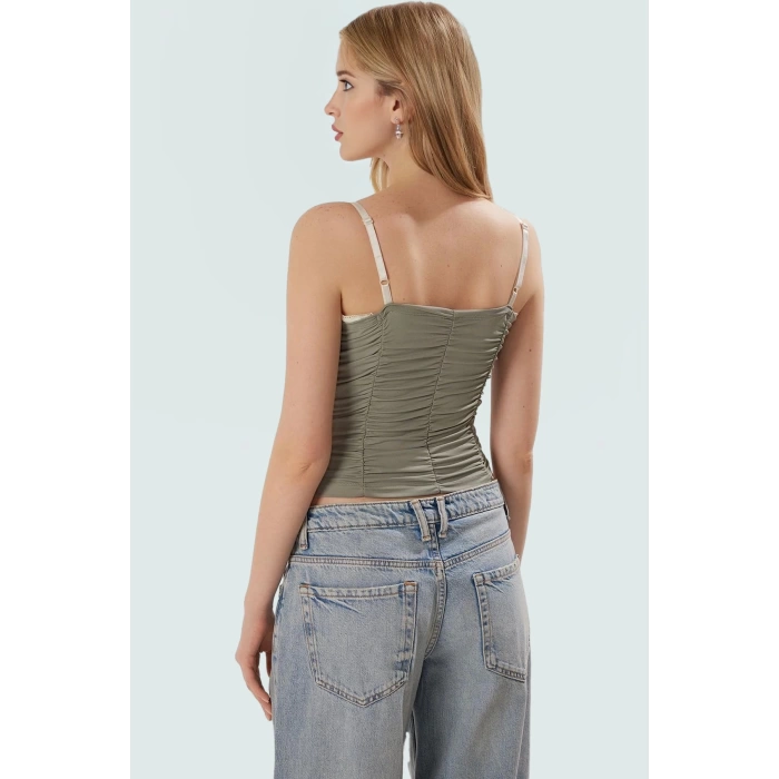 Yazlık Poliamid Crop Bluz İnce Askılı Fitted Kalıp Özenle Seçilmiş Modern Stil