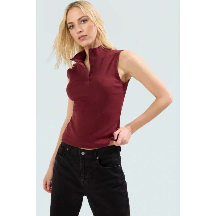 Yazlık Rahat Modal Polyester Bluz Dik Yaka Fitted Kolsuz Zarifane Tasarım