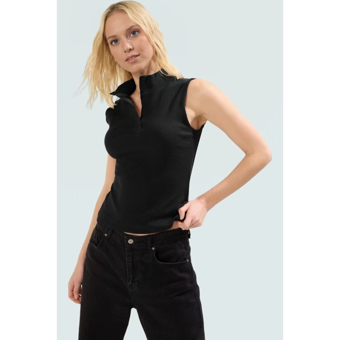Yazlık Rahat Modal Polyester Bluz Dik Yaka Fitted Kolsuz Zarifane Tasarım