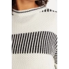 Kadın Büyük Beden Moda Şık Crop Bisiklet Yaka Uzun Kol Çizgili Dokulu Triko Kazak