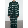 Kadın Moda Şık Tesettür Maxi Boy Bisiklet Yaka Relaxed Çizgili Kolu Yırtmaç Detaylı Triko Elbise