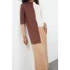 Kadın Moda Şık Tesettür Maxi Boy Dik Yaka Regular Renk Bloklu Triko Elbise