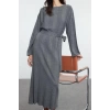 Kadın Moda Şık Tesettür Maxi Boy Bisiklet Yaka Regular Geniş Fitilli Triko Elbise