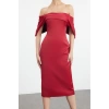 Kadın Moda Şık Midi Boy Carmen Yaka Fitted Vücuda Oturan Saten Dokuma Elbise