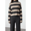 Womens Fashion Stylish Straight Leg Regular Length Long Sleeve Wide Cut Striped Knitwear Top-Bottom Set