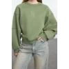 Women Fashion Stylish Regular Crew Neck Low Sleeve Crop Fit Embroidered Thick Fleece Knitted Sweatshirt