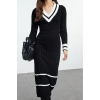 Women Fashion Stylish Midi Length V Neck Regular Knit Color Block Dress