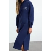 Kadın Moda Şık Midi Boy Kapüşonlu Relaxed Slogan Nakışlı Kalın İçi Polarlı Örme Sweatshirt Elbise