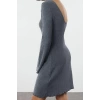 Kadın Moda Şık Mini Boy Kayık Yaka Slim Düz Sırt Dekolteli Örme Elbise