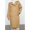 Kadın Moda Şık Regular Ceket Yaka Uzun Düz Astarlı Regular Yakası Peluş Detaylı Yünlü Kaban