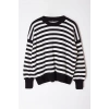 Kadın Moda Şık Bisiklet Yaka Standart Kol Regular Basic Çizgili Sweatshirt Görünümlü Triko Kazak